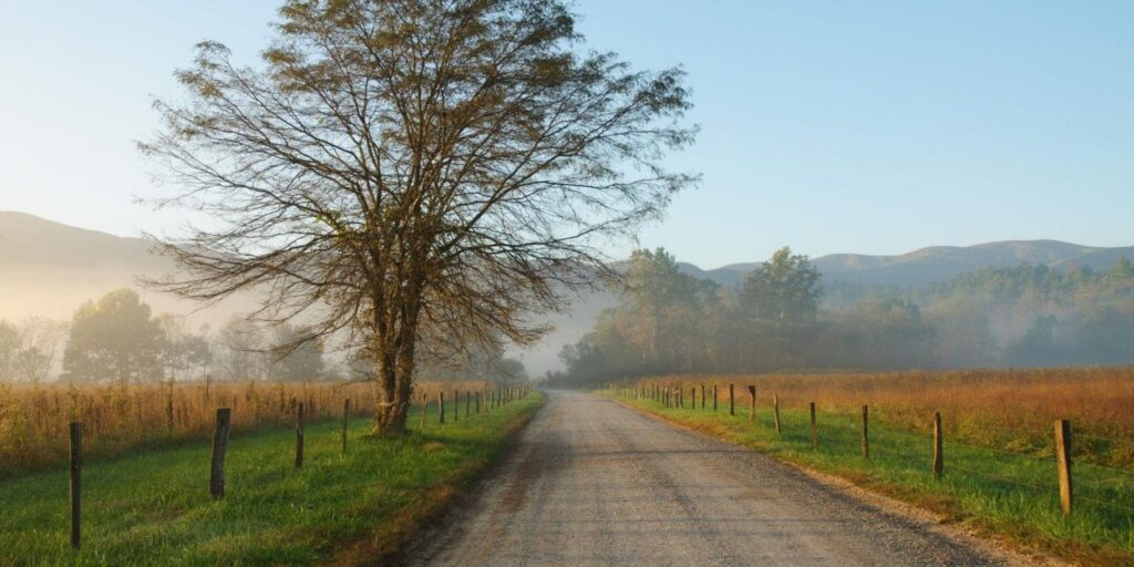 Cades Cove, Smoky Mountain National Park Cades Cove, things to do in the smokies, things to do in Smoky Mountain National Park
