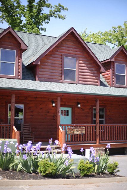 Zip and Dip Cabin Smoky Mountains